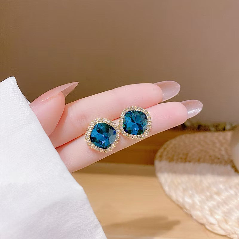 Luxury Earrings For Women Rhinestone Ear Stud Fashion Gold Zircon Earring Jewelry  Accessories Gift